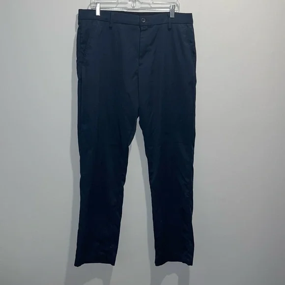 Amazon Essentials Men's Classic-Fit Stretch Golf Pants - Picture 1 of 8